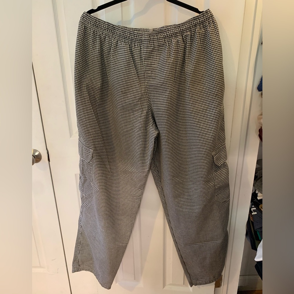 “Fame Chef” Black & White Pants Size LX